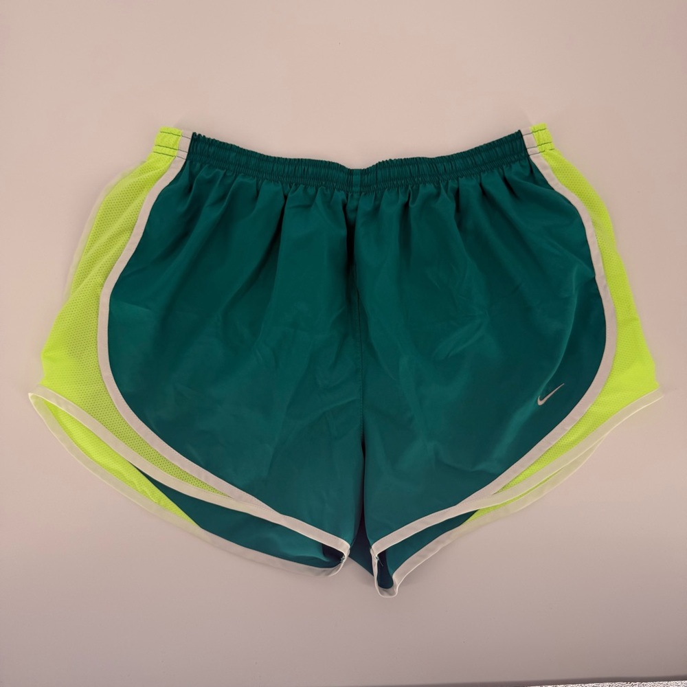 Nike Women's Dri-FIT Mid-Rise Brief-Lined Green Running Shorts L